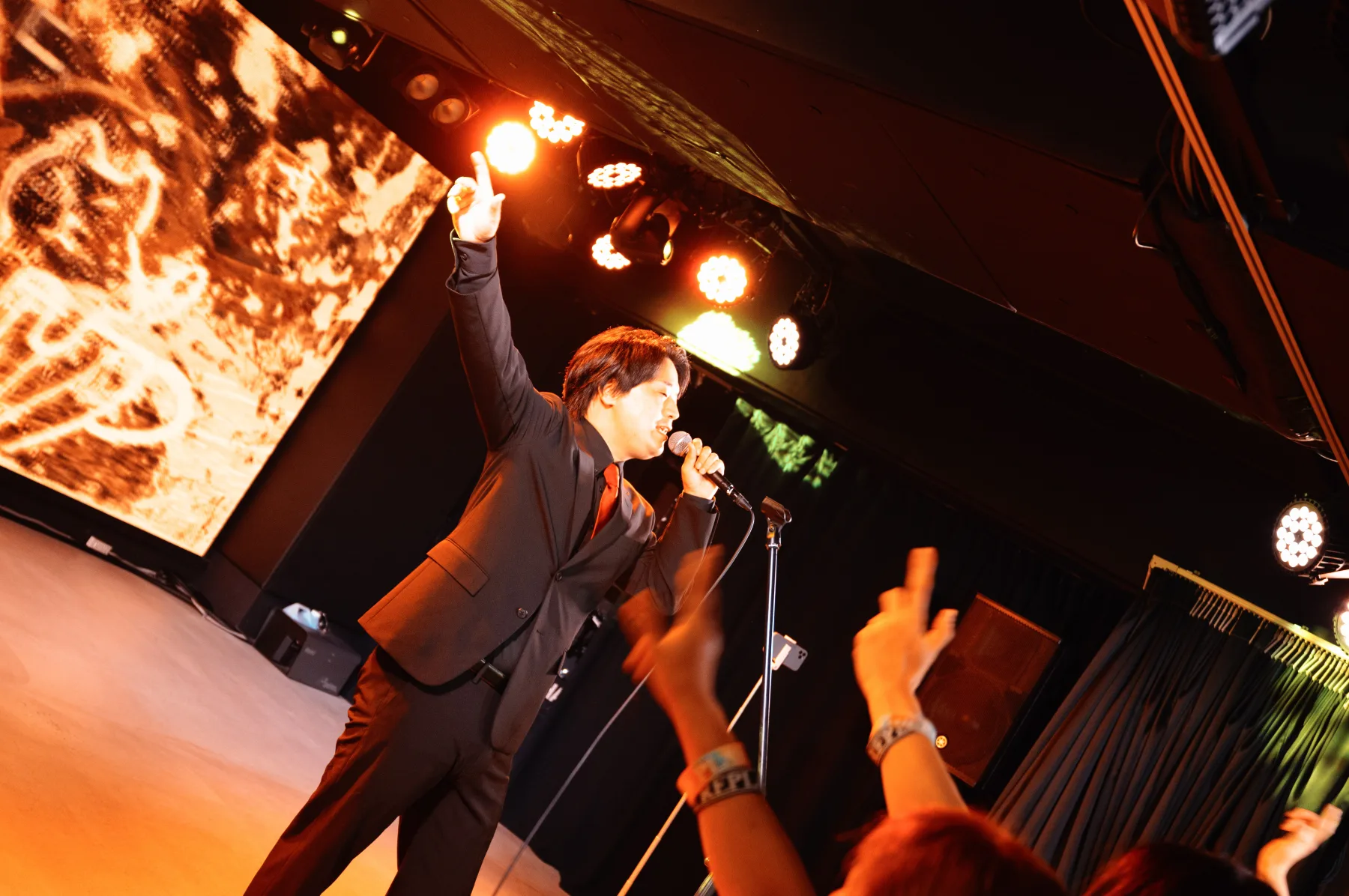Live House 19